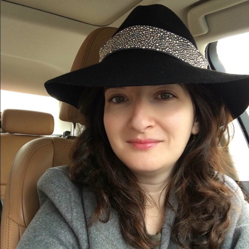Meet your Posher, Natalie